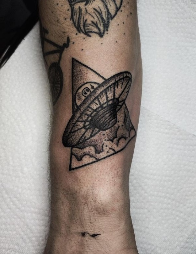 Alien tattoo