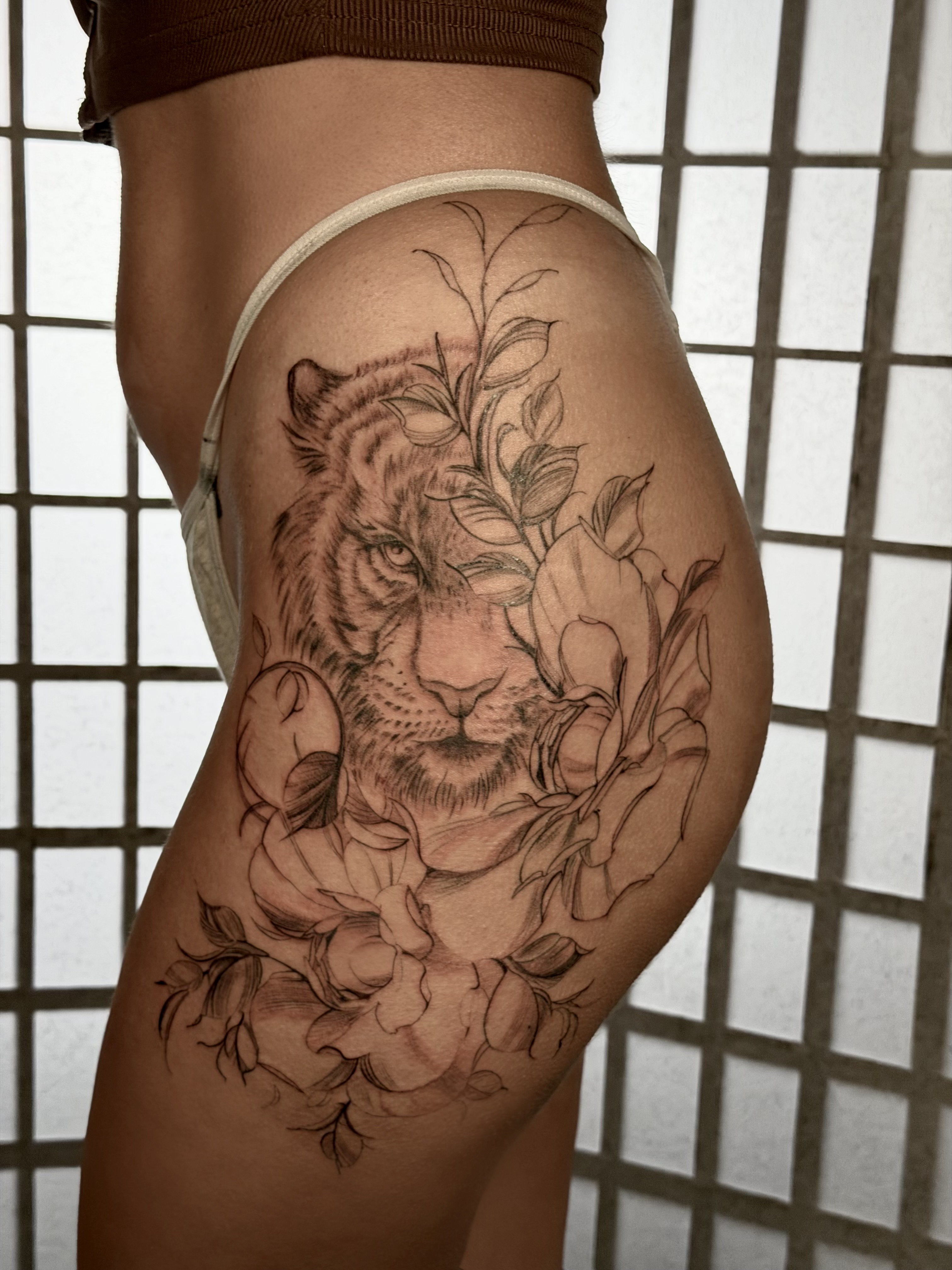 Tatouage tigre – Dany, LAB Tattoo Lausanne