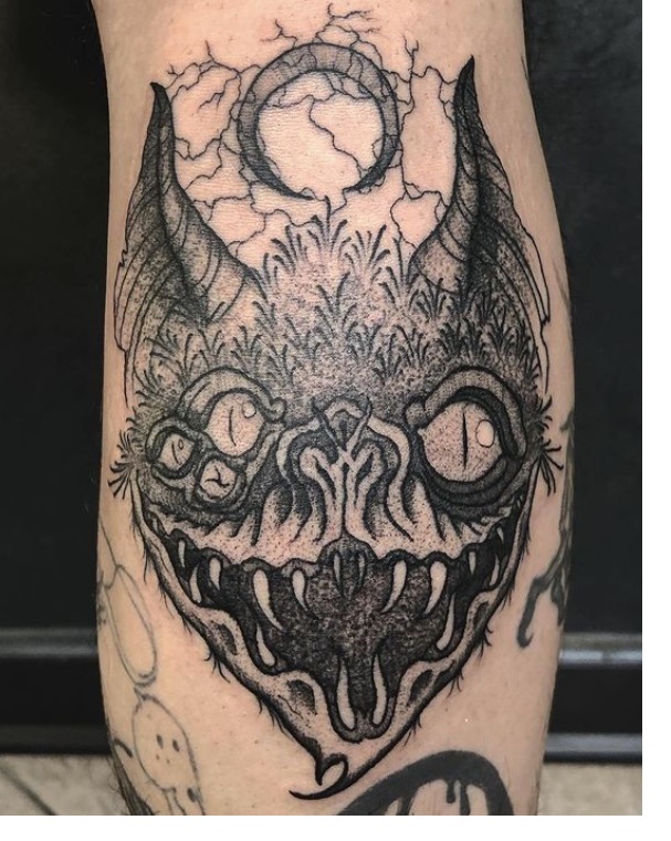 Tatouage de monstre de nuit