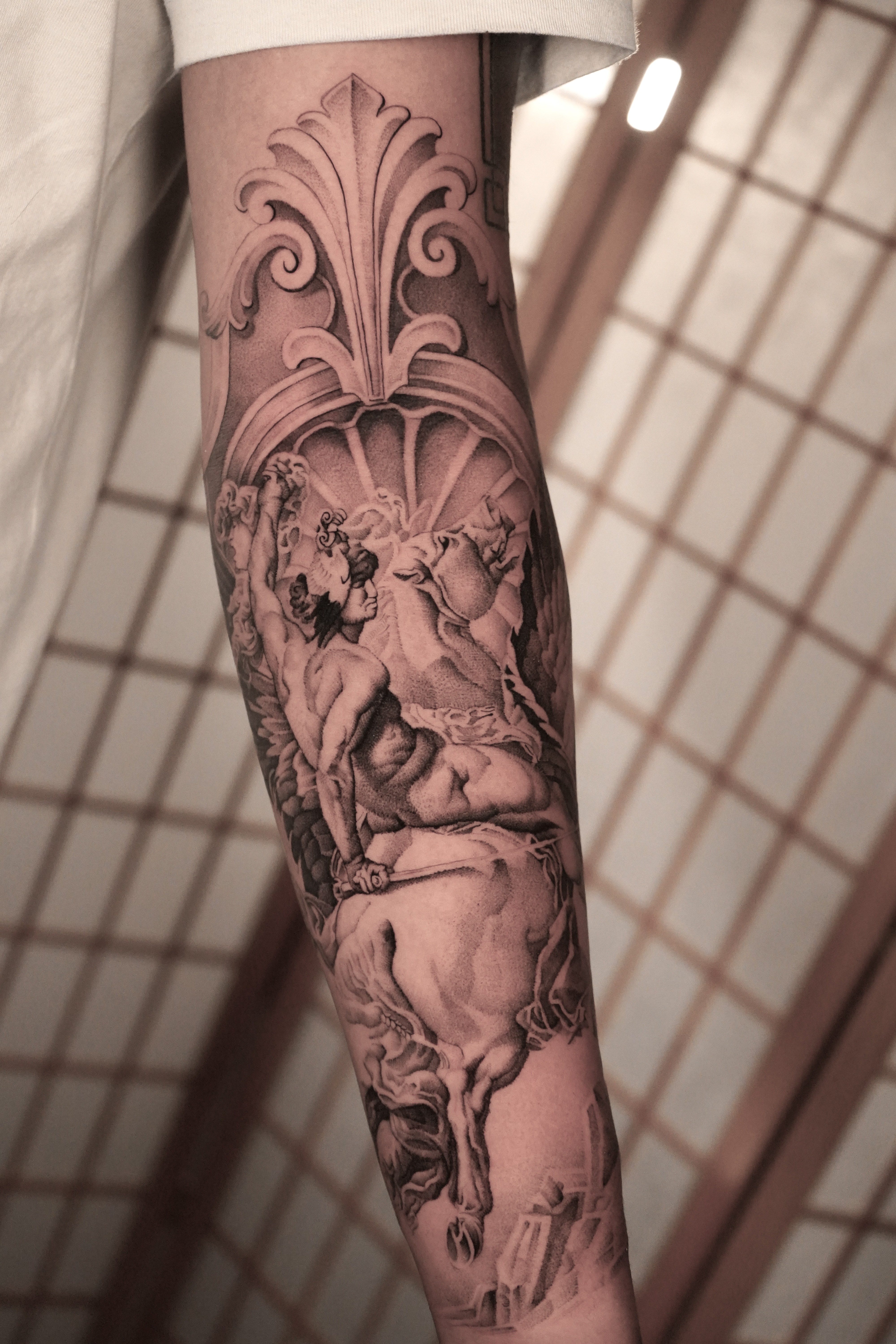 Tatouage réaliste classique – ombrages doux par Phil à Lausanne